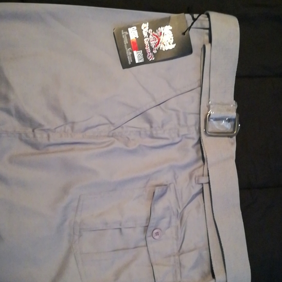 Cargo pants - Picture 2 of 3